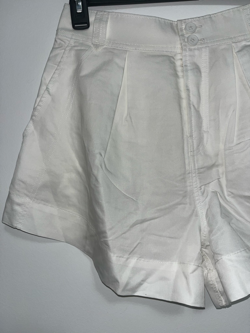 961. FREE PEOPLE Lyosel shorts in White NWOT - Picture 2 of 6